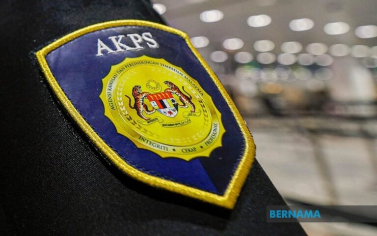 Port Klang border officer gets shooting threat while on duty
