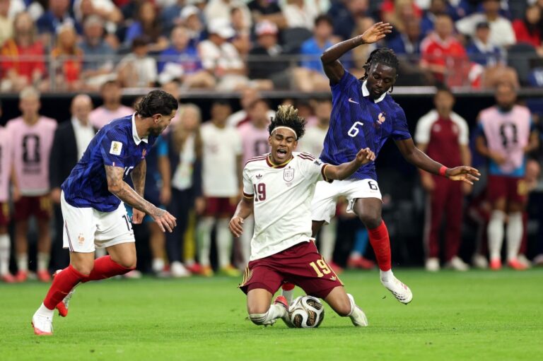 World Cup joy turns into alarm as burglars try to enter teen forward Yamal’s Barcelona home