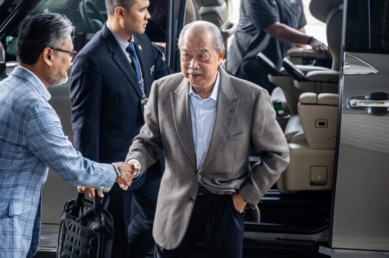 Muhyiddin’s trial: Company’s RM800,000 donation to Bersatu linked to Jana Wibawa project, witness says
