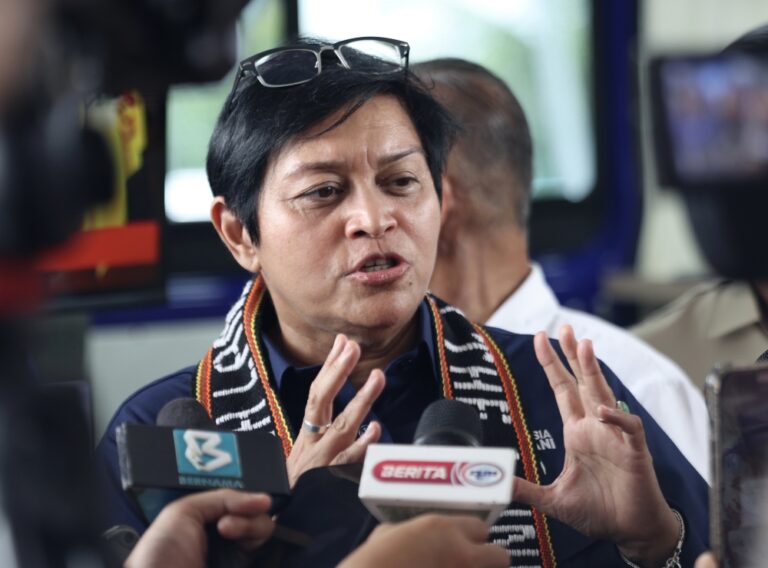 Azalina: Govt takes corporate mafia claims seriously, probes must proceed independently and transparently