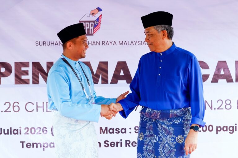 Rantau showdown set as Umno veteran Tok Mat takes on young doctor from Pakatan