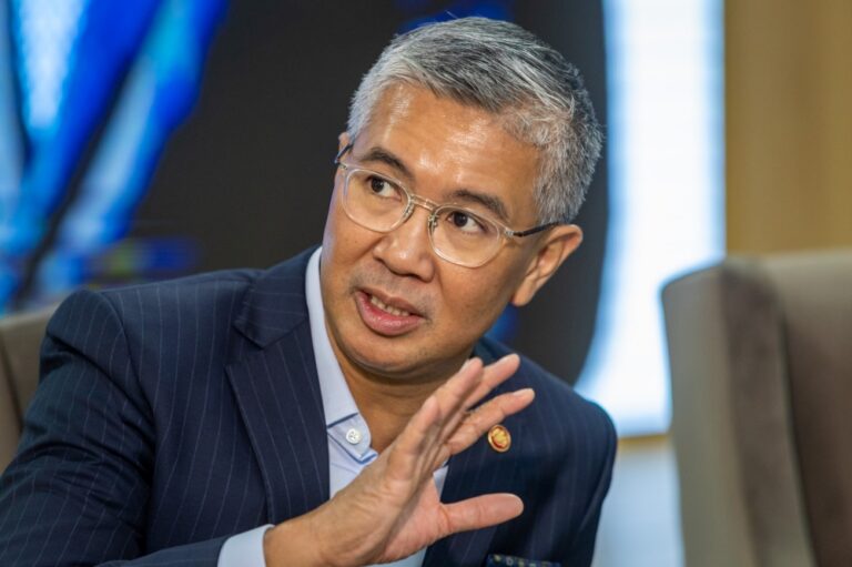 Tengku Zafrul defends KWAP’s eFishery investment, says global investors were also misled (VIDEO)