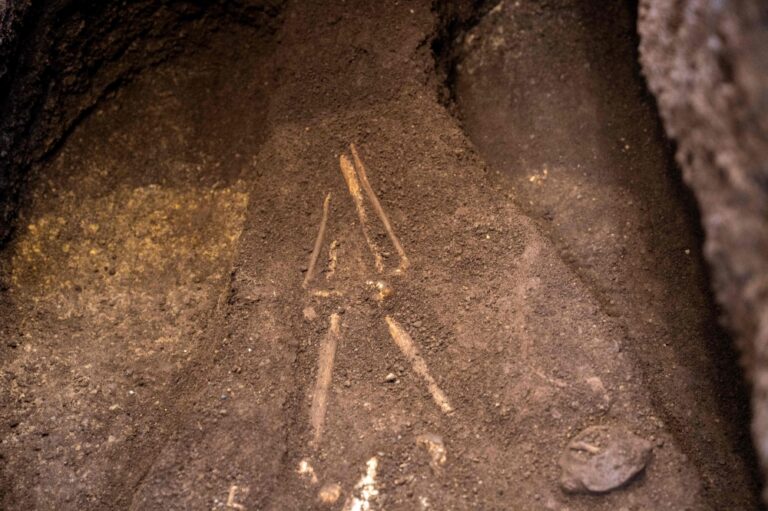 Archaeologists unearth 3,000-year-old human remains in El Salvador