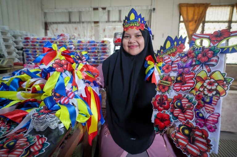 Kelantan crafter weaves patriotism into handmade Jalur Gemilang ribbons ahead of National Month