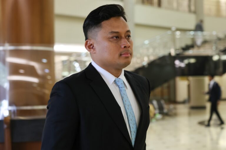 Muhyiddin’s trial: Company MD says he borrowed RM19.5m to donate to Bersatu at request of ‘Datuk’