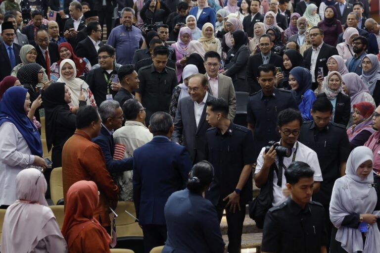 Anwar: Meritocracy must be fair to students with fewer opportunities