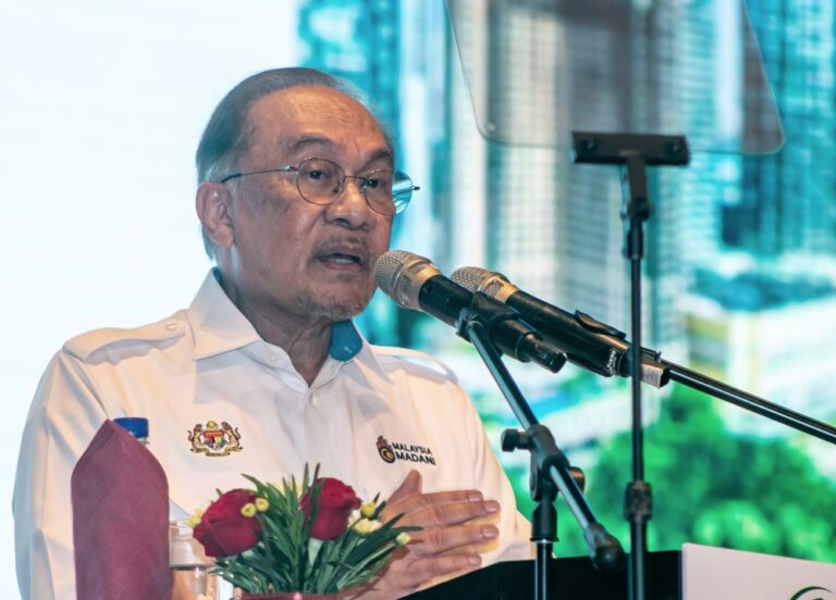 Anwar calls for massive investment, regional cooperation to drive Asean energy transition