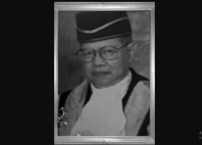 Former Chief Justice Mohamed Eusoff Chin dies at 91