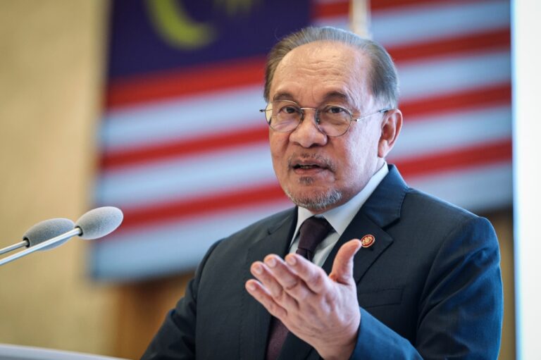 Anwar thanks well-wishers, to follow special Parliament sitting on Tabung Haji RCI report