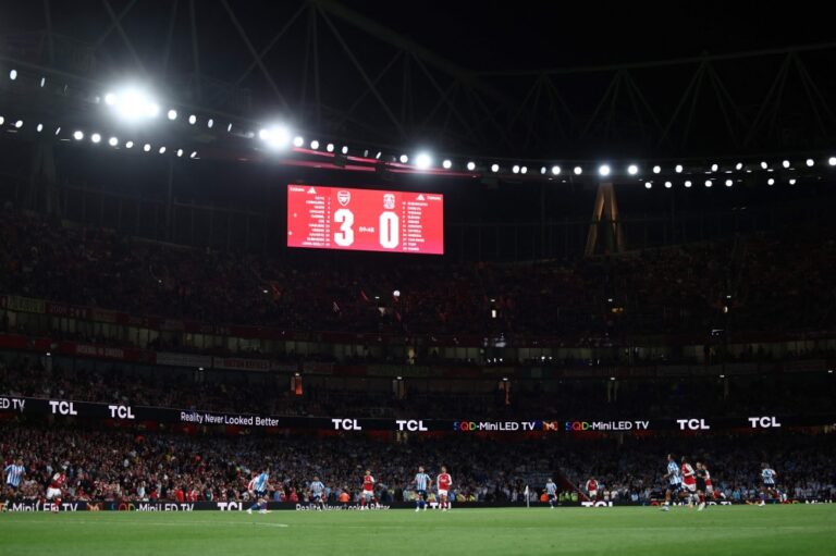 Arsenal make flying start to EPL title defence with 3-0 Coventry rout