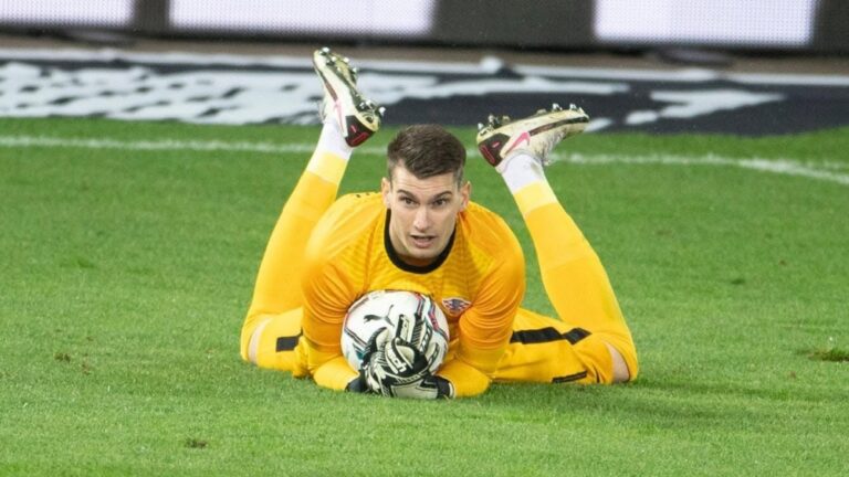 Barcelona snap up Croatia goalie and World Cup hero Livakovic for €4m