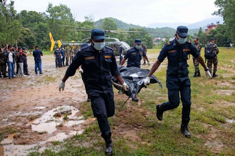 Death toll climbs to 623 in Nepal as flood recovery efforts continue