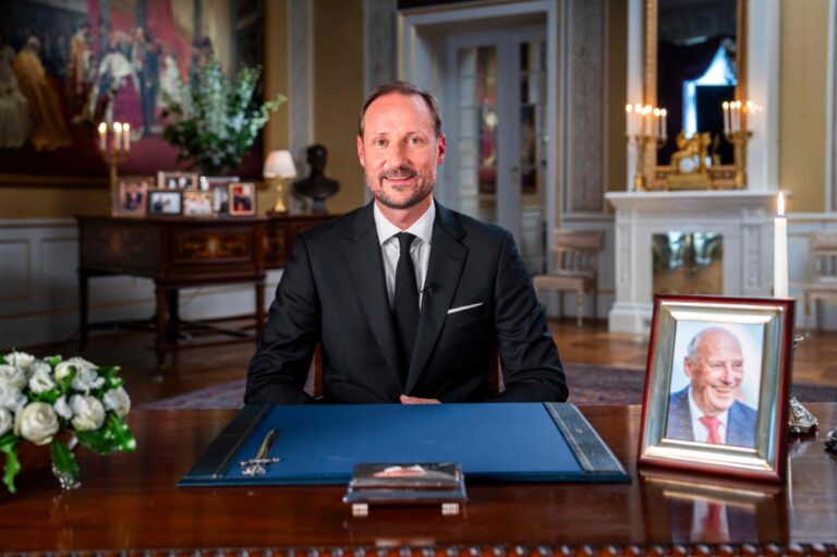 ‘Now it is my turn’: Norway’s Haakon pays tribute to father and mother in first speech as king