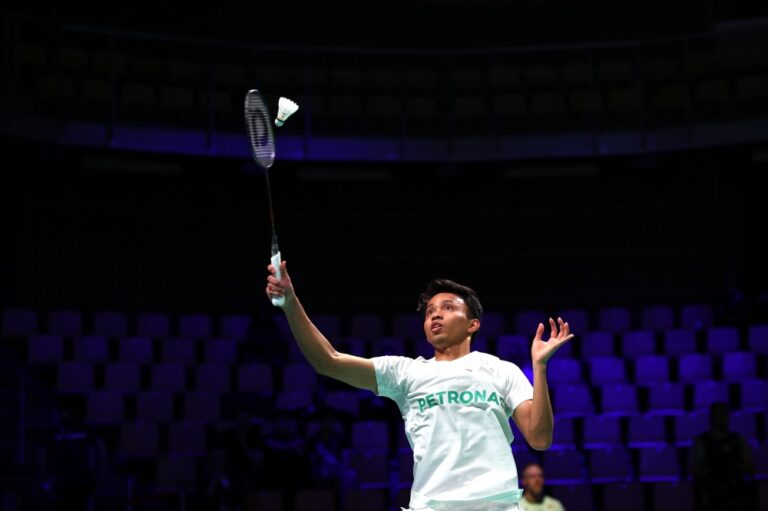 Independent men’s singles shuttler Aidil Sholeh stuns China’s fifth seed to reach Vietnam Open semi-finals