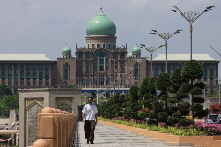 Johor air quality clears up, Serian lingers as Malaysia’s lone haze hotspot