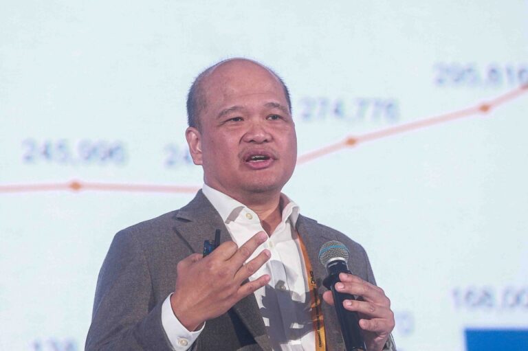 Ex-EPF CEO proposes employers pay higher EPF contributions for low-wage workers while reducing contributions for high-income staff