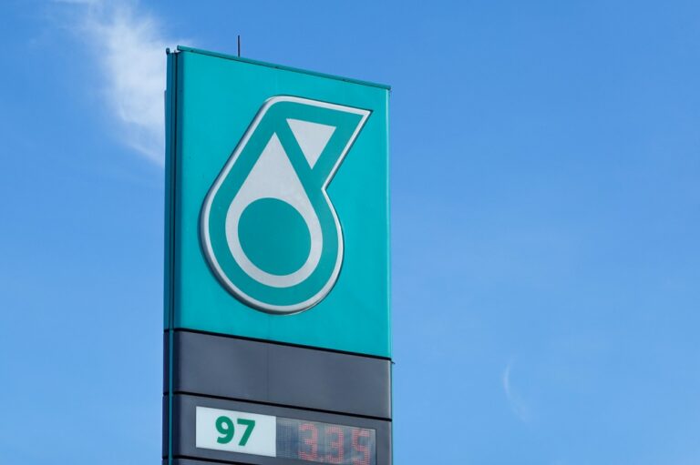 Petronas-Sarawak oil and gas dispute heads to Federal Court for five-day hearing from Jan 25
